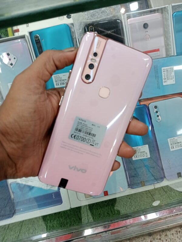 Vivo v15 8GB RAM 256GB ROM PopUp Camera Full Box - Image 2